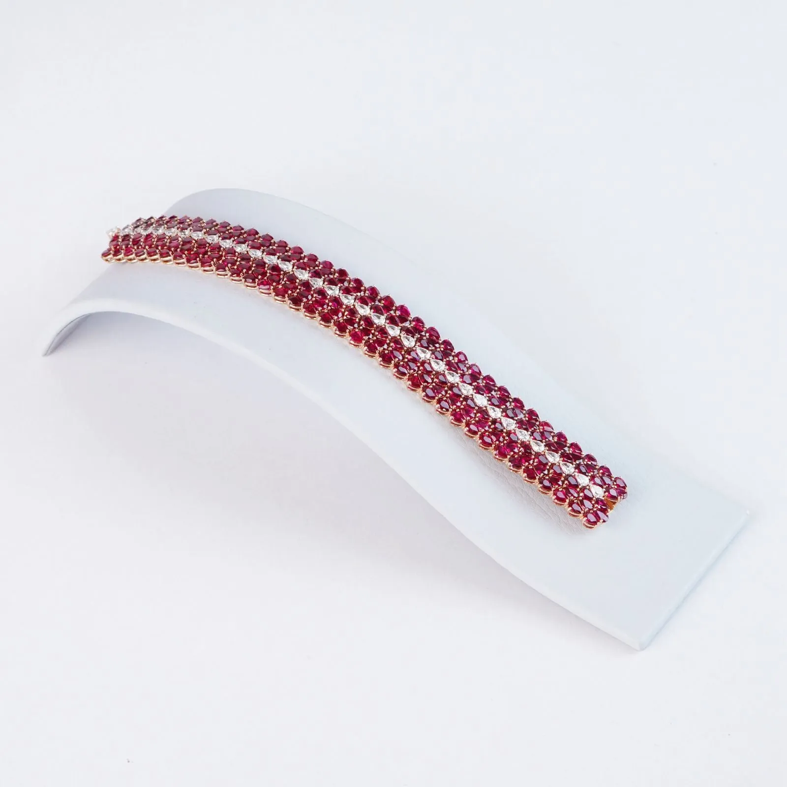 38.77 / 4.63 cts Pear Shape Ruby with Diamond Tennis Bracelet (ENQUIRE)