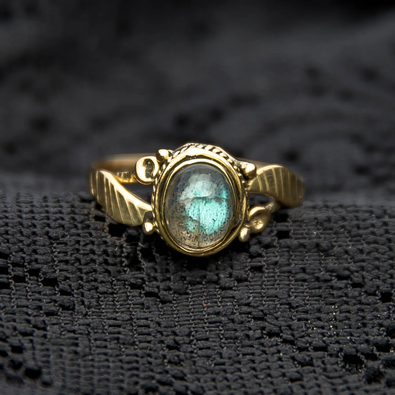 Leaf Ring - Brass - Labradorite