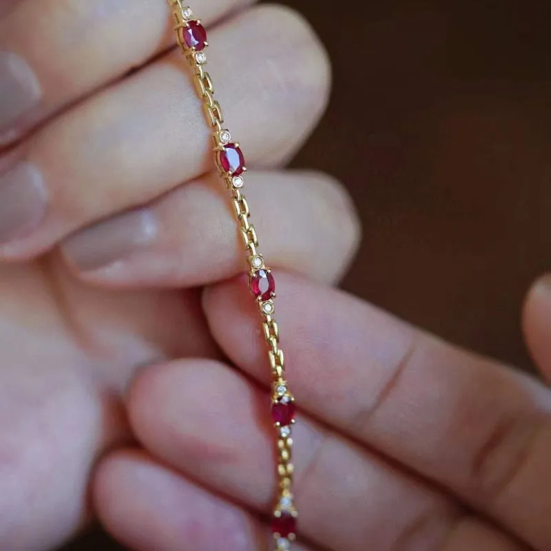 New light luxury silver inlaid ruby diamond bracelet for women