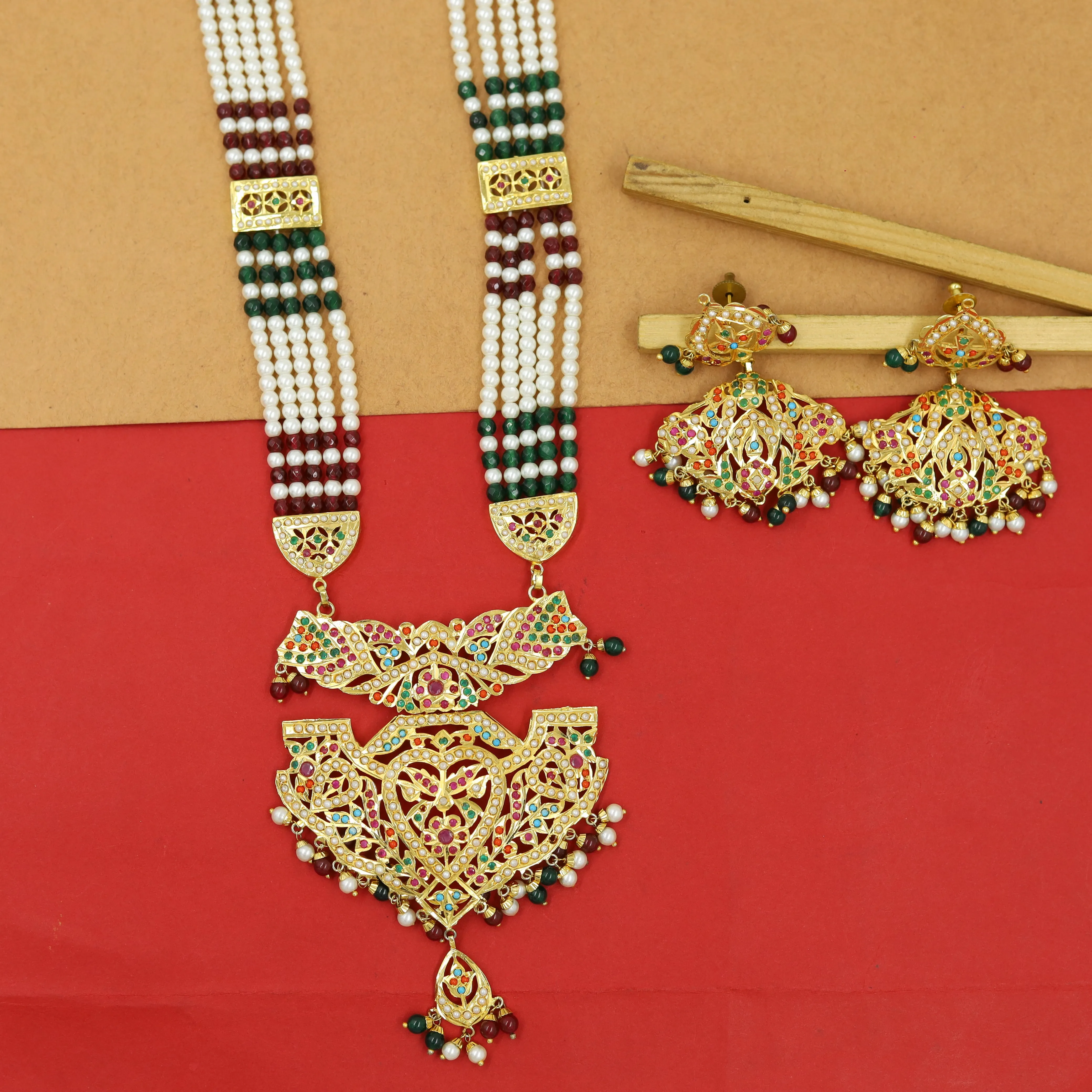 Ruby Green Jadau Necklace Set 19209-6391